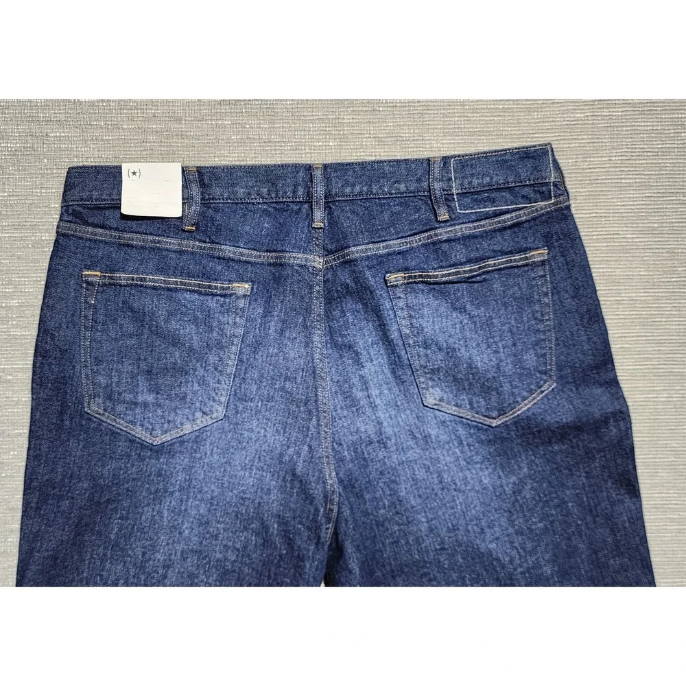 Banana Republic classic banana